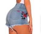 Shorts ricamati