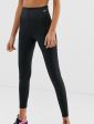 Nike Training - Leggings mooooolto aderenti